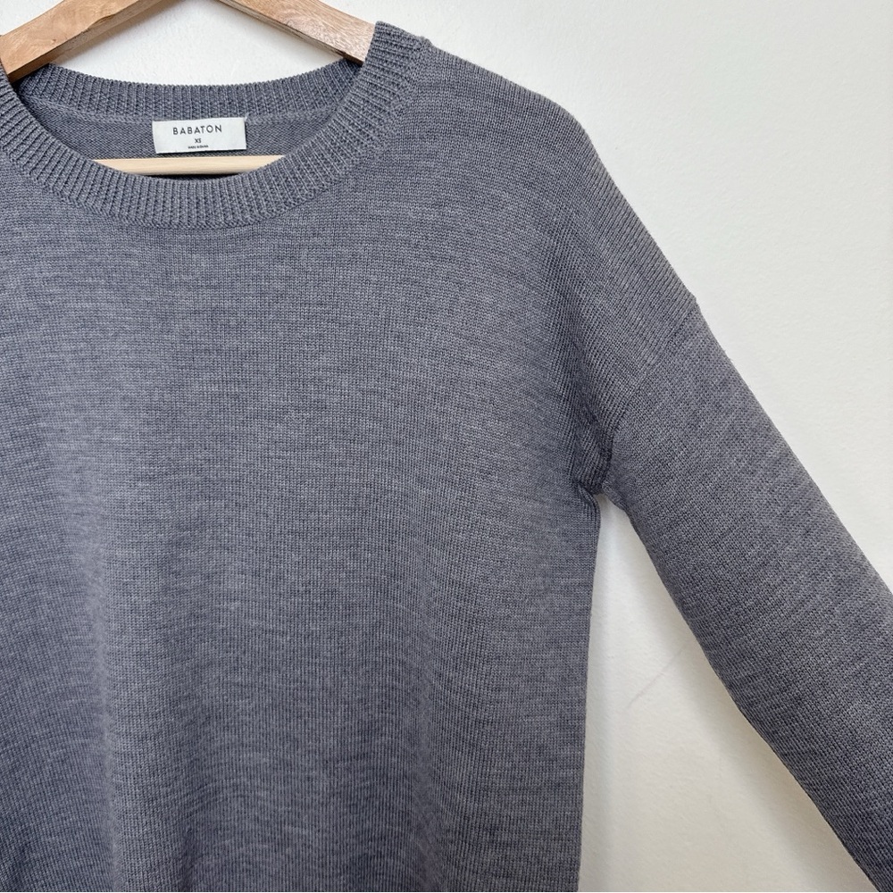 Aritzia Babaton Womens Xsmall Gunnar Merino Wool Sweater CN Grey Color - Picture 5 of 14